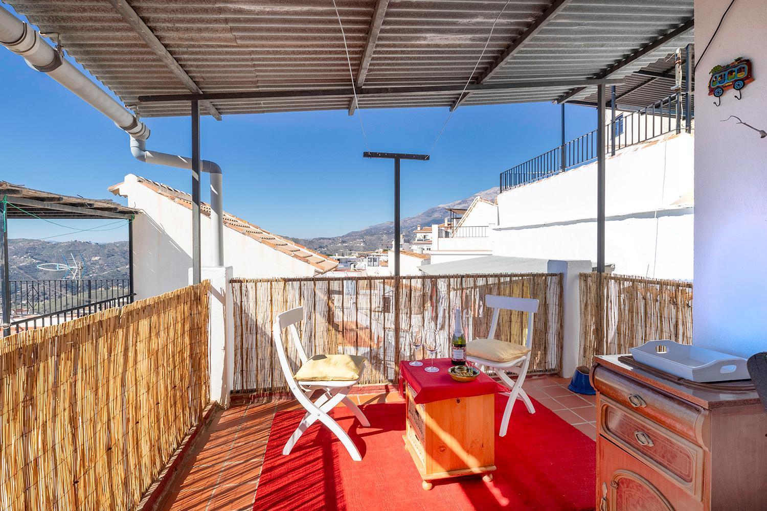 Casa Marlo, Spacious House in the Lively Centre of Cómpeta Exterior foto